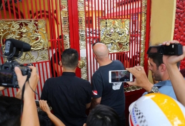 Flores nói gì trong ngày đến đình Nam Chơn gặp Nam Huynh Đạo