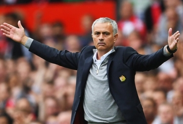 Đối thủ rút lui, MU chuẩn bị đón tiền vệ trung tâm