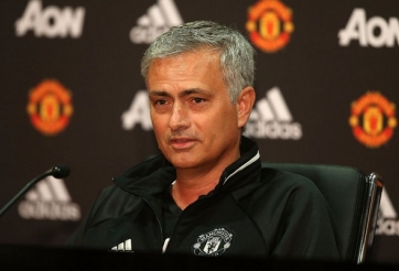 Gặp khó vụ Perisic, Man Utd săn sao Dortmund 