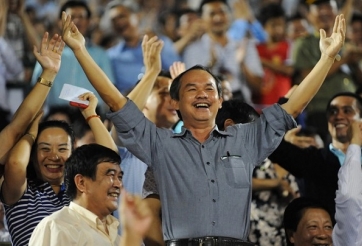 Nhà vô địch C1 châu Âu mơ có nhiều 'binh hùng' như bầu Đức