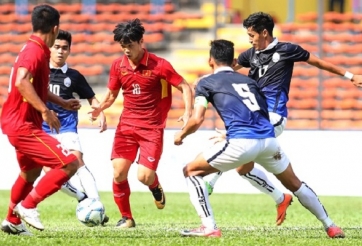 Hai tuyển thủ Việt Nam chấn thương trận gặp U22 Campuchia