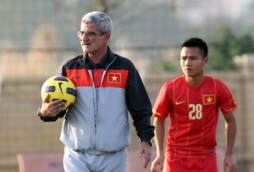 Calisto không nằm trong danh sách ứng viên dẫn dắt tuyển VN