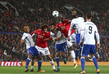 Lukaku ghi bàn giúp Man Utd huỷ diệt Basel