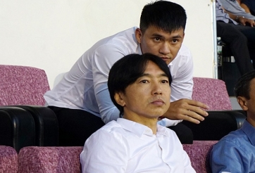 Sau HLV Miura, Công Vinh kích hoạt thêm 2 bom tấn