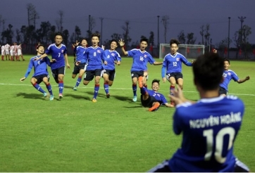 U15 PVF vô địch giải quốc tế trên đất Singapore