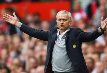 Barca ra tay Man Utd mất ngay trụ cột chất lượng