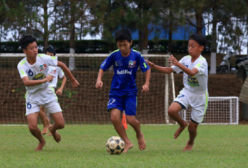 Em họ Nguyễn Công Phượng khiến HAGL phát cuồng