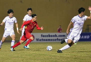 Vì sao Công Phượng không được mặc áo số 10?