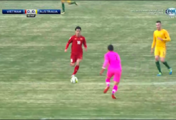 Công Phượng loại bỏ thủ môn Úc nhưng lại không thể ghi bàn