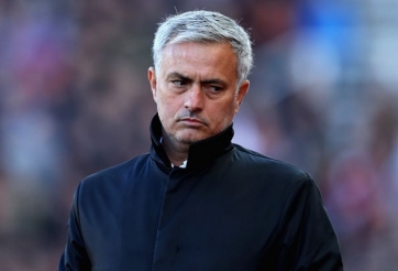 Mourinho xác nhận mất 2 cầu thủ trước đại chiến Sevilla