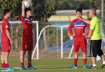 HLV Park Hang Seo chỉ ra điểm đến lý tưởng của Quang Hải 