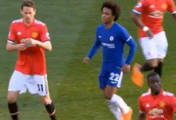 Matic tiết lộ nội dung mảnh giấy từ Mourinho