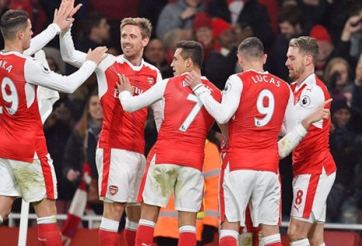 Arsenal lập kỷ lục sau trận thắng nhọc West Brom
