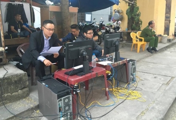 Trận Hải Phòng vs Sài Gòn được bình luận trực tiếp ở quán trà đá