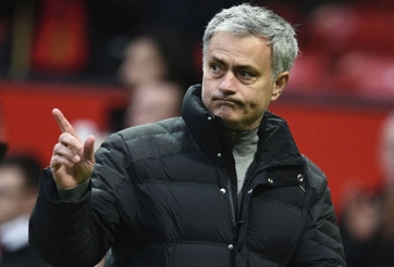 Mourinho tiết lộ đội hình M.U trận gặp Hull City