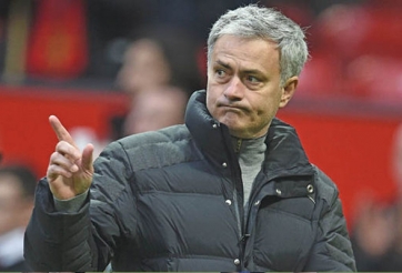 HLV Mourinho hé lộ kế hoạch chuyển nhượng