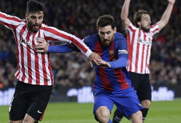 Messi san bằng kỉ lục của Huyền thoại Koeman