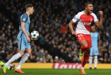 Sốc: Man City tính mua gần một nửa đội hình đối thủ