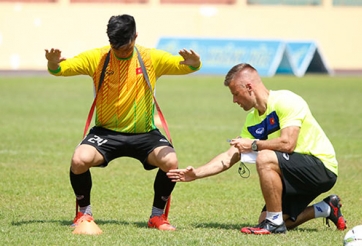 Chuyên gia Đức tung chiêu, U20 Việt Nam ‘cắn răng’ tập luyện