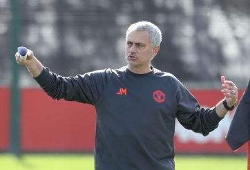 Man Utd khủng hoảng lực lượng