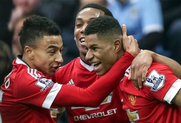 Ronaldo thúc giục HLV Zidane mua sao M.U