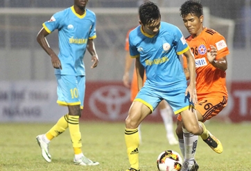 HLV Huỳnh Đức đổ lỗi thua trận cho... HLV U20 Việt Nam