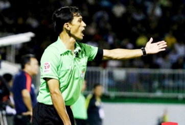 Trọng tài công nhận ‘bàn thắng ma’ cho HAGL tính giải nghệ