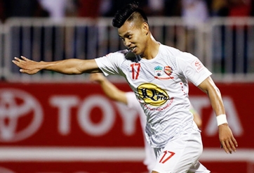 Văn Thanh xác nhận được mời sang châu Âu thi đấu