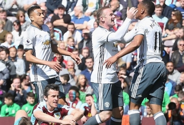 Kết quả bóng đá hôm nay 23-24/4: MU đại thắng, Real thất thủ