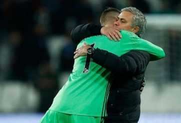 Bất ngờ với phương án thay De Gea của M.U