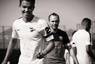 Sao gốc Việt từng tập cùng đội 1 Barca cân nhắc về Việt Nam