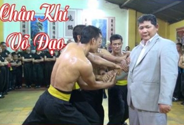 Chi 200 triệu thách đấu đặc biệt chưởng môn Huỳnh Tuấn Kiệt