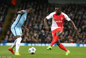 Phá kỷ lục lần 2, Man City đón hậu vệ khủng