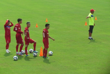 2 HLV ngoại được giới thiệu giữ ghế nóng ĐT Việt Nam