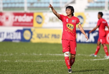 Tuấn Anh báo tin vui, tái xuất tại vòng 22 V-League?