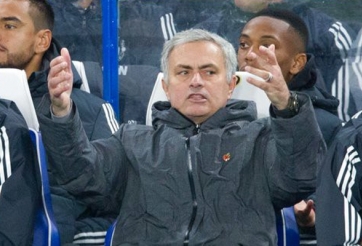 Mourinho lần 3 hỏi mua siêu tiền vệ La Liga