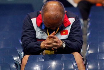 Thầy Park ‘ngủ gật’, U23 Việt Nam không phù hợp chơi 3-4-3