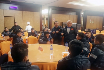 U23 VN có mặt tại Trung Quốc, thầy Park lập tức làm công tác tư tưởng