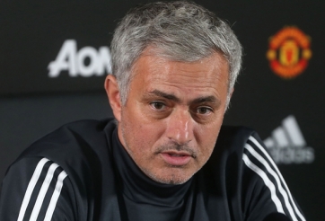 HLV Mourinho lên tiếng vụ Sanchez gia nhập Man Utd