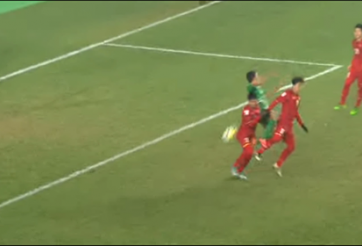 U23 Việt Nam chịu quả PENALTY khó hiểu, Tiến Dũng không thể cứu thua