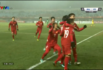 Văn Đức bắt vole, Công Phượng mở tỉ số làm nức lòng NHM