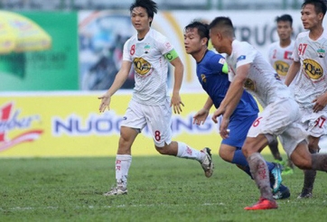 Tin HOT tối 1/2: Bầu Đức đặt mục tiêu gây sốc với HAGL