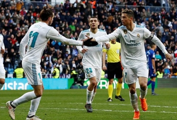 BBC tỏa sáng, Real Madrid hủy diệt Alaves