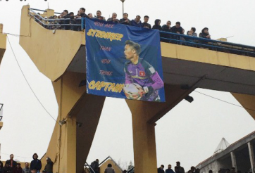 SLNA có hành động đẹp với đội trưởng thủ môn Trần Nguyên Mạnh