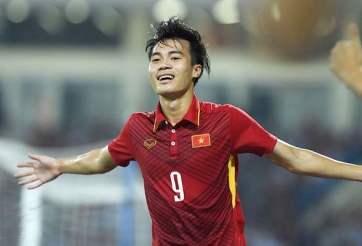 Văn Toàn lại 'tạo sóng' với nghĩa cử cao đẹp