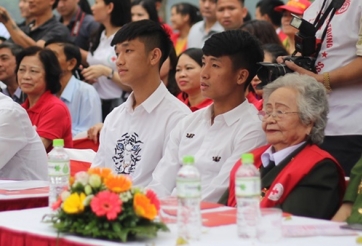 Sao U23 Việt Nam có hành động cực ý nghĩa