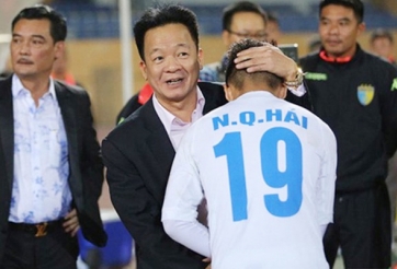 Bầu Hiển cảnh báo cầu thủ và BHL Hà Nội FC