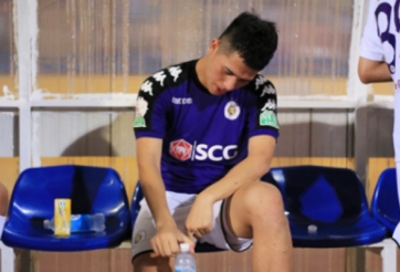 Đình Trọng tràn dịch cổ chân, xác định thời gian trở lại