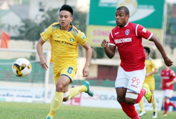Quảng Ninh và SLNA chia điểm sau kịch bản bất ngờ
