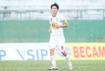 Bác sĩ Hàn góp ý với NHM Việt Nam về chấn thương của Tuấn Anh